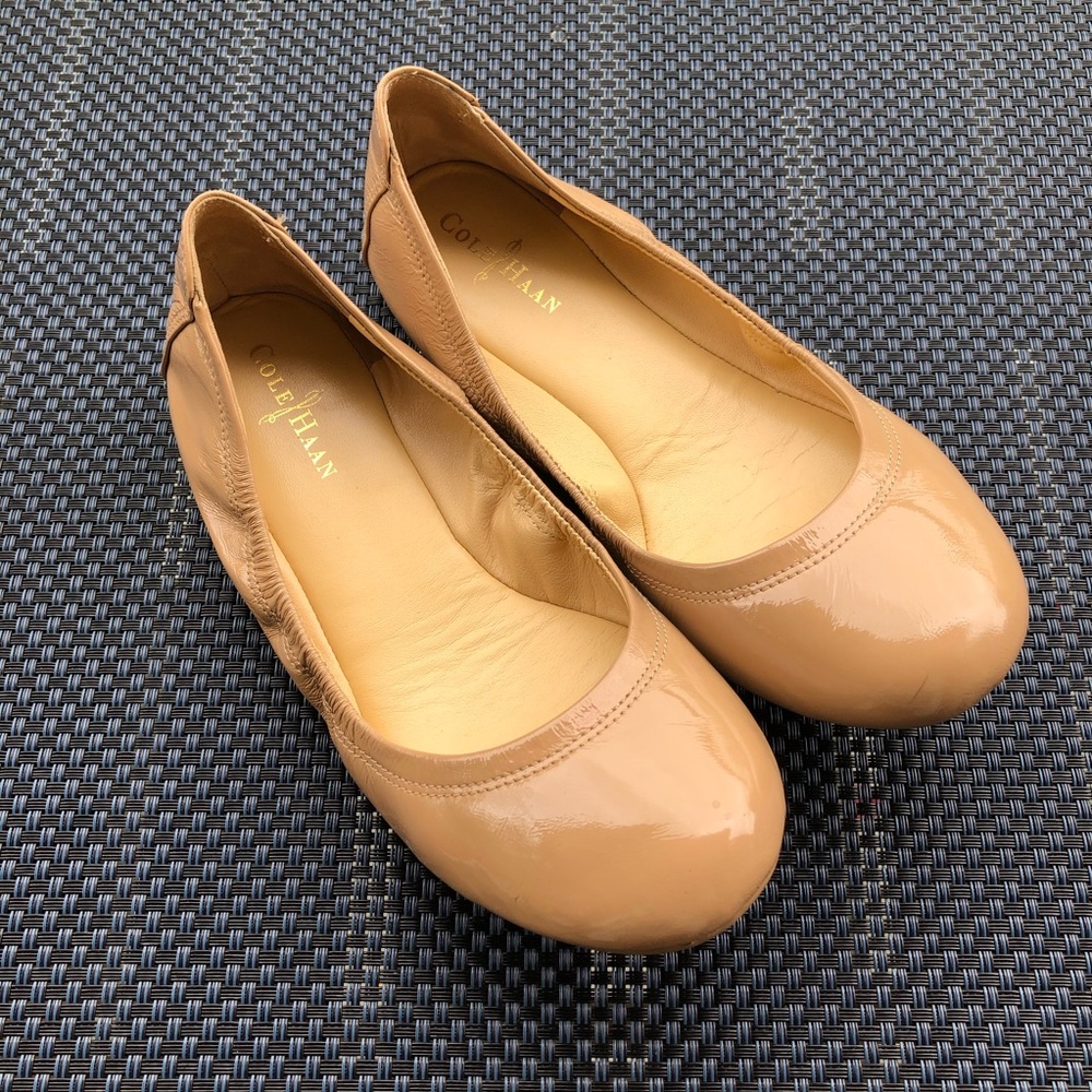 Cole Haan nude flats Size 5.5